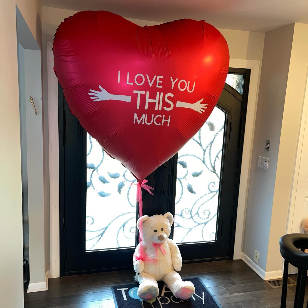 Remember the 5-foot giant heart from Valentine’s Day?  Almost 4 months later, it finally came down. 
Would you want a balloon that lasts for 4 months?